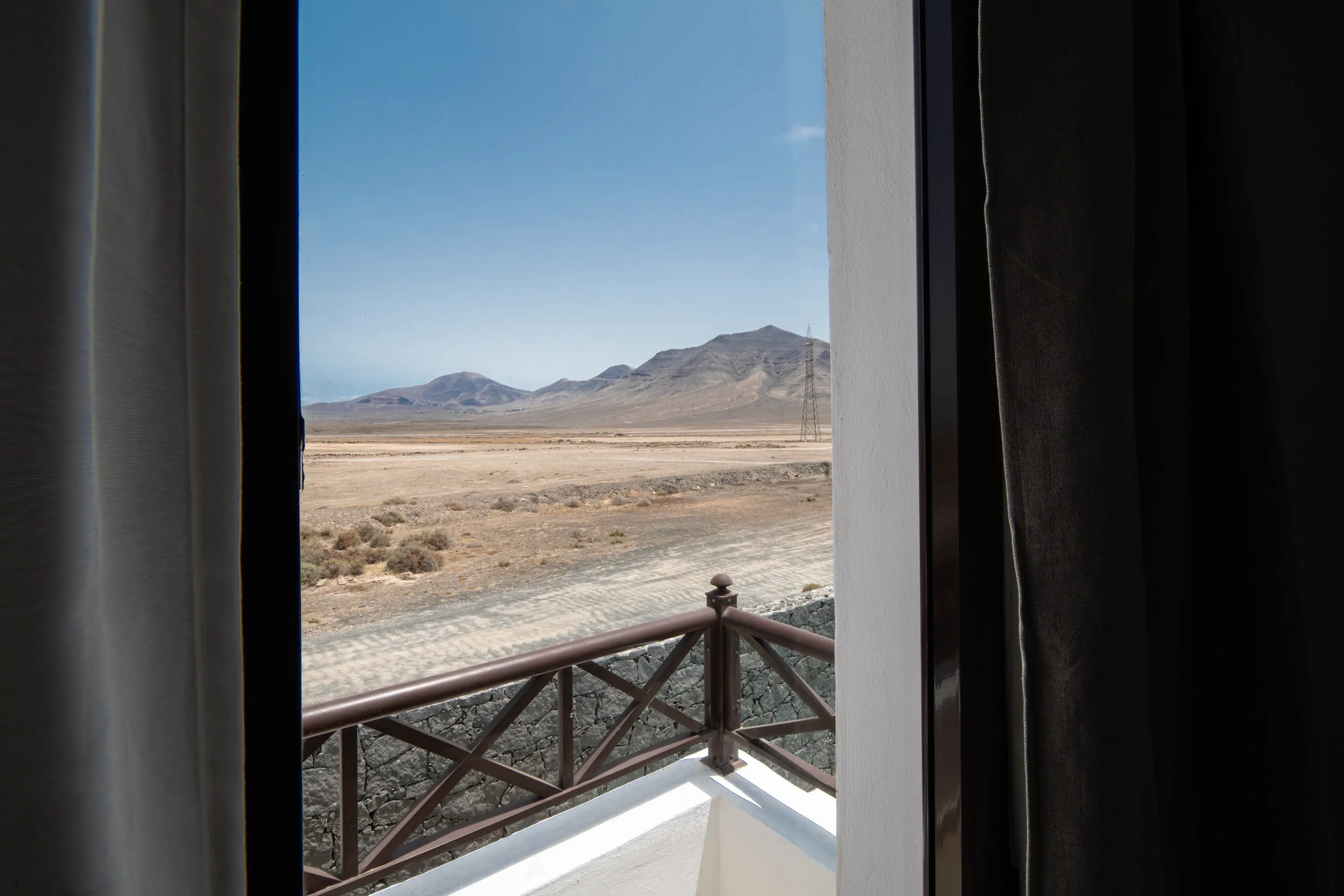 Camera con balcone